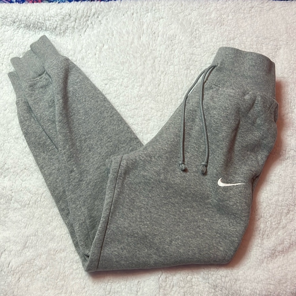 Grey Nike Sweatpants